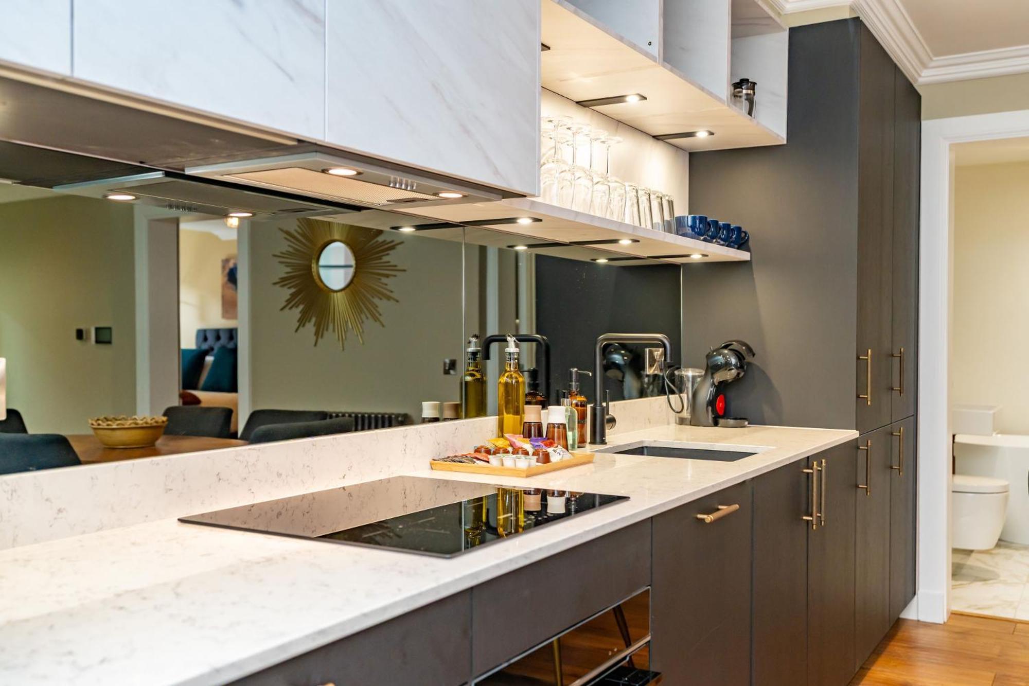 Dragon Suites Luxury Apartments At 9 Albyn Place EDI Exterior foto